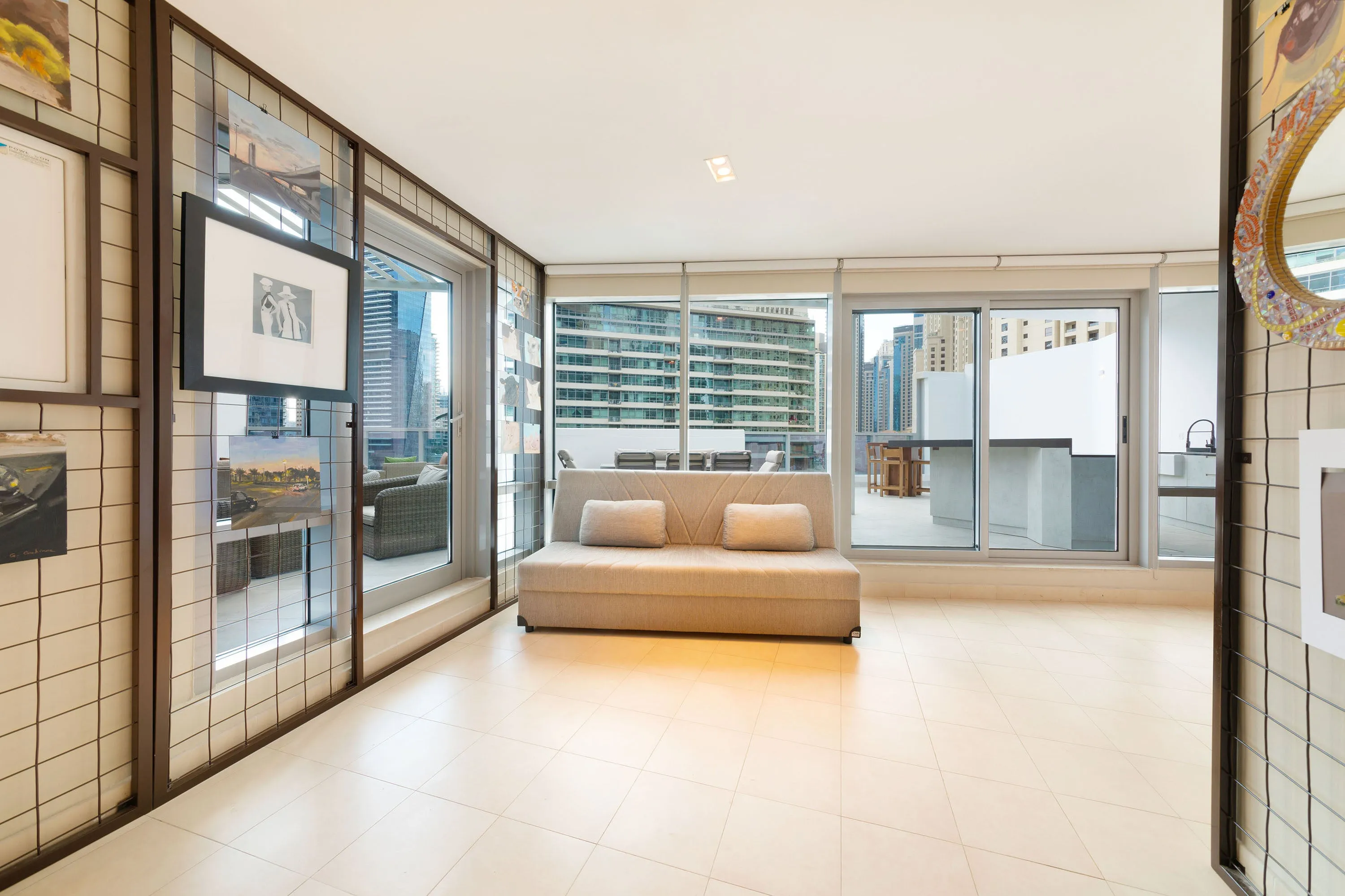 Stunning 3-Floor Villa w/ Kids Room & Rooftop Terrace over Dubai Marina
