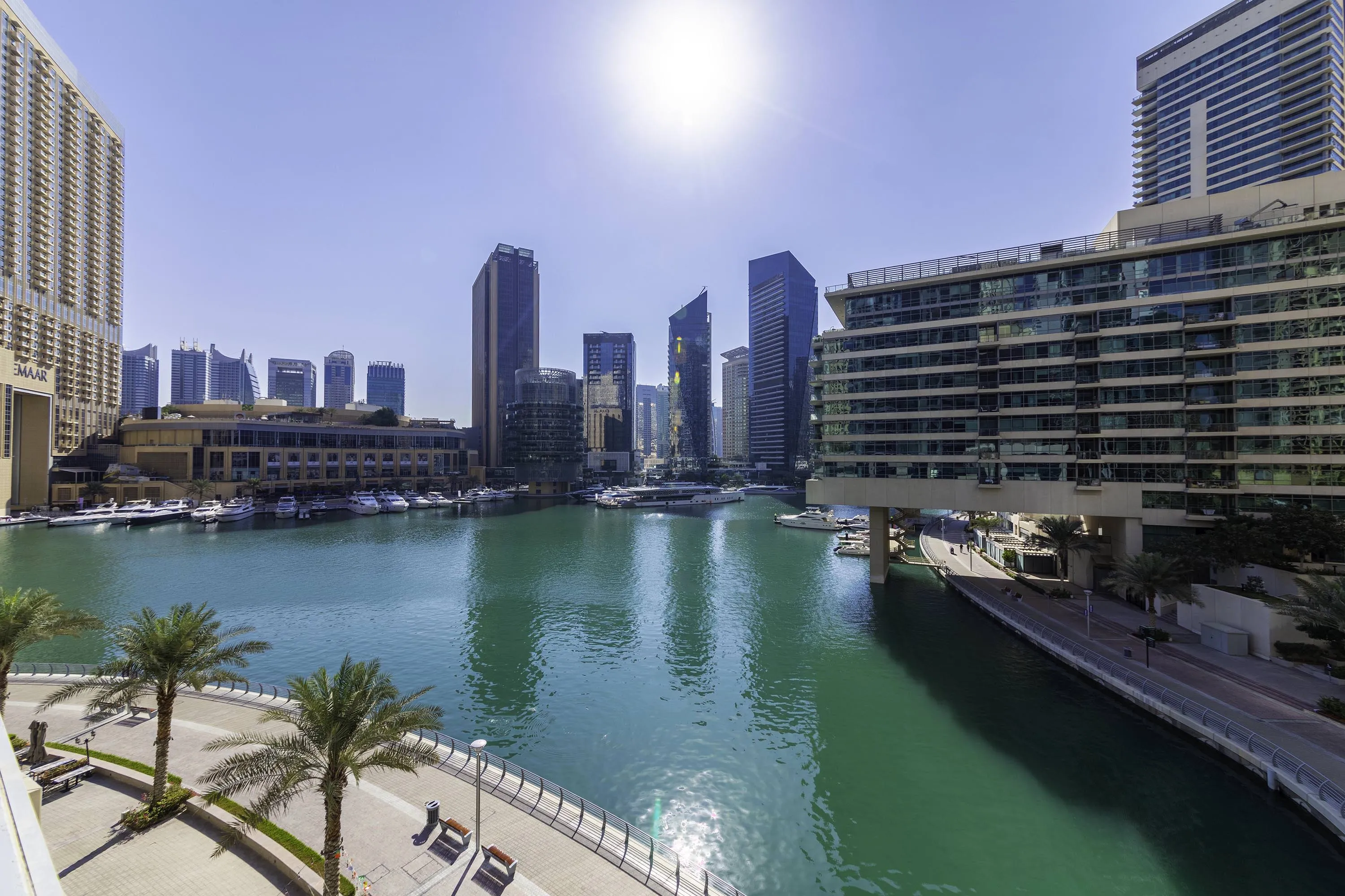 Stunning 3-Floor Villa w/ Kids Room & Rooftop Terrace over Dubai Marina