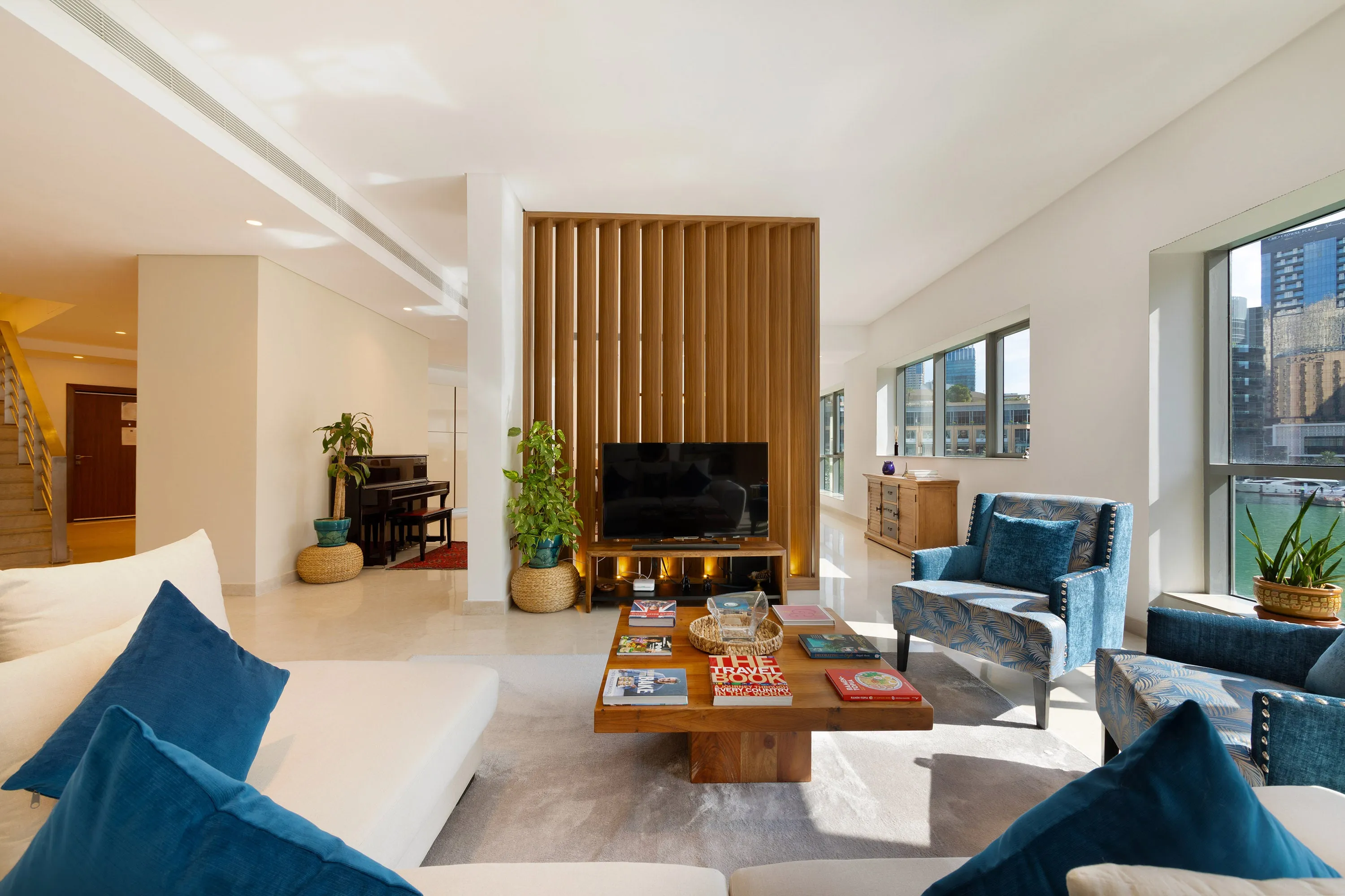 Stunning 3-Floor Villa w/ Kids Room & Rooftop Terrace over Dubai Marina