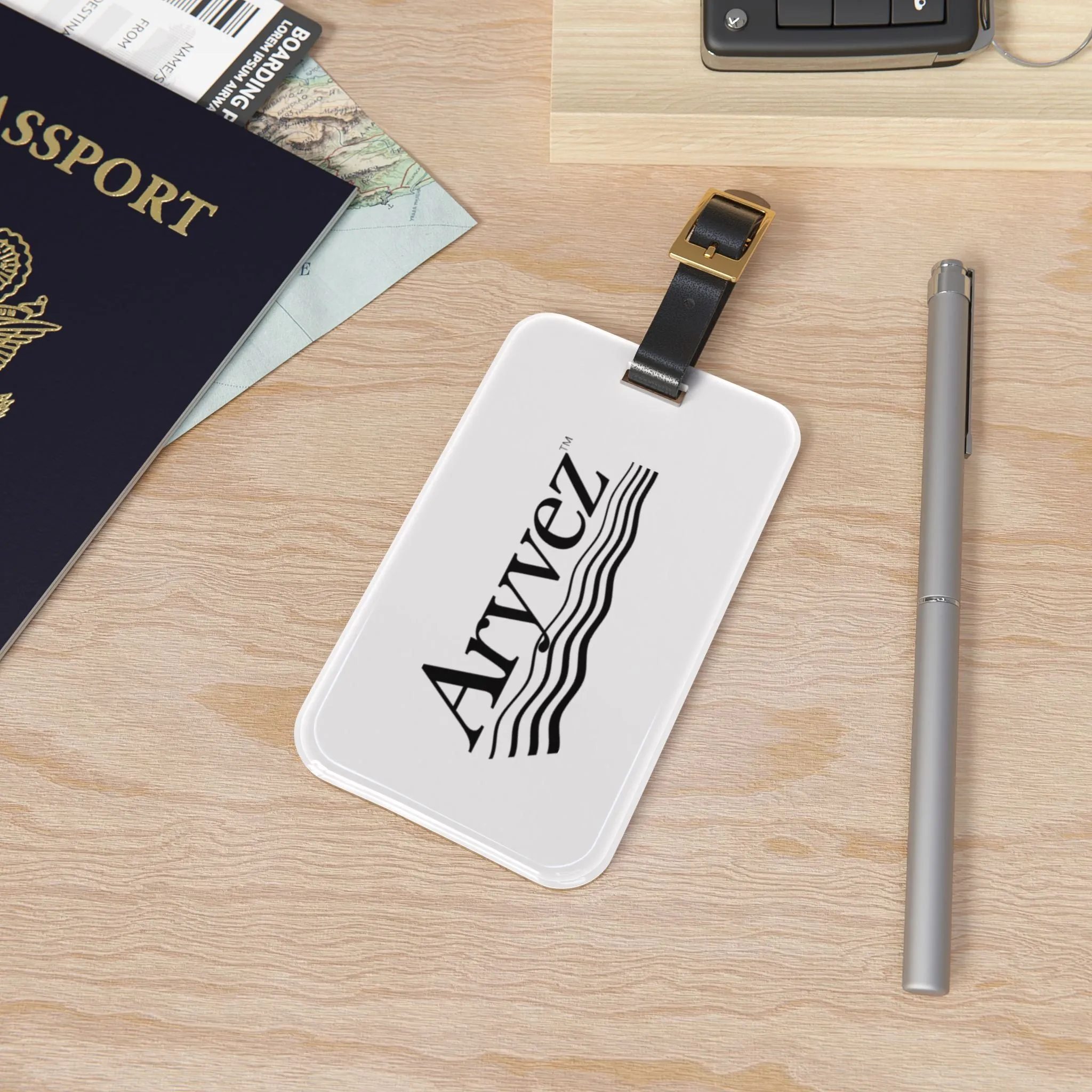 Stylish Luggage Tag - Personalized Travel Accessory with 'Arywez' Design