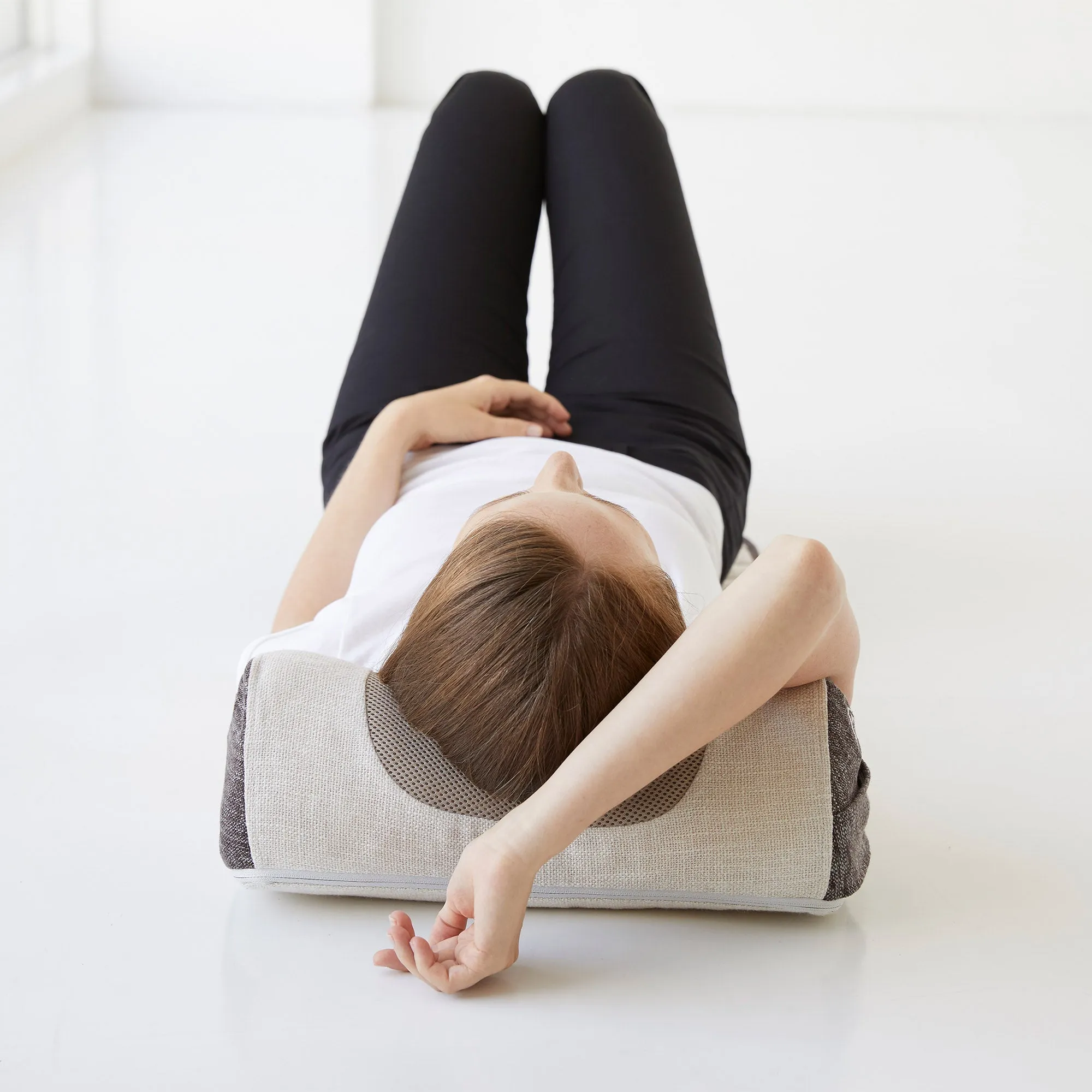 Synca - Corron Premium Heated Roll Up Massager