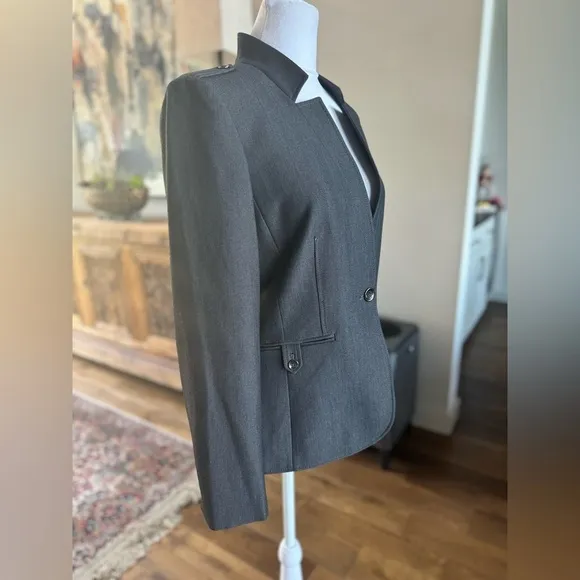 Tahari ASL Arthur S. Levine Gray Inverted Lapel Blazer 6 Like New Medium
