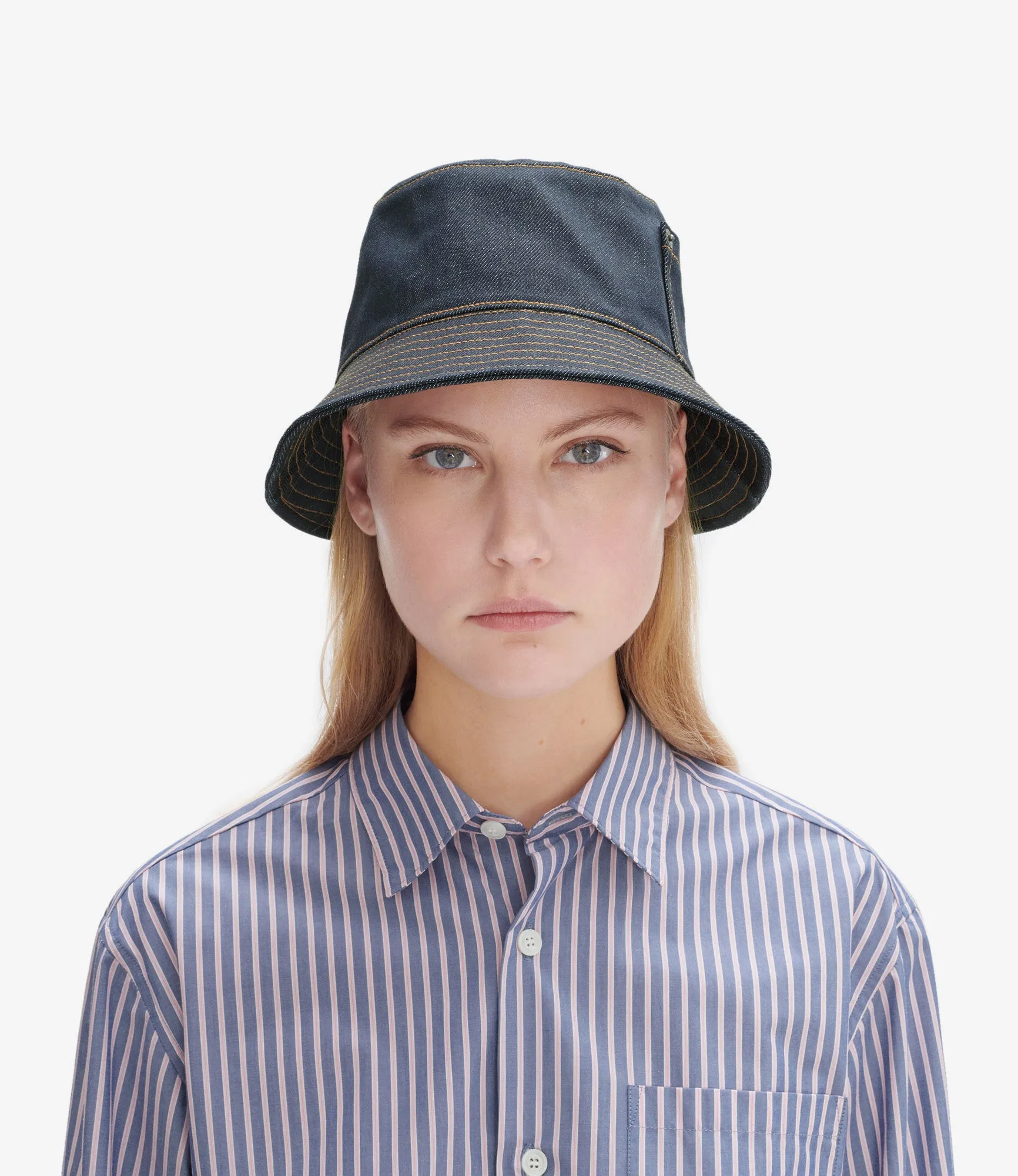 Thais bucket hat