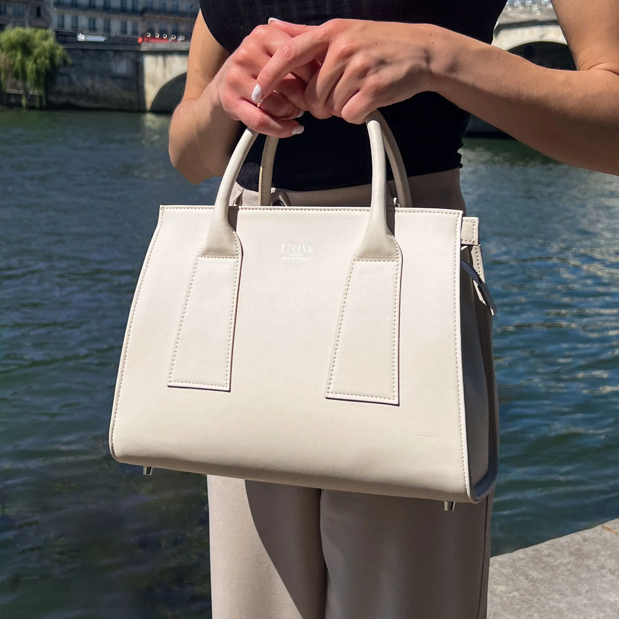The L Vegan Grape Leather Tote Bag | Cream
