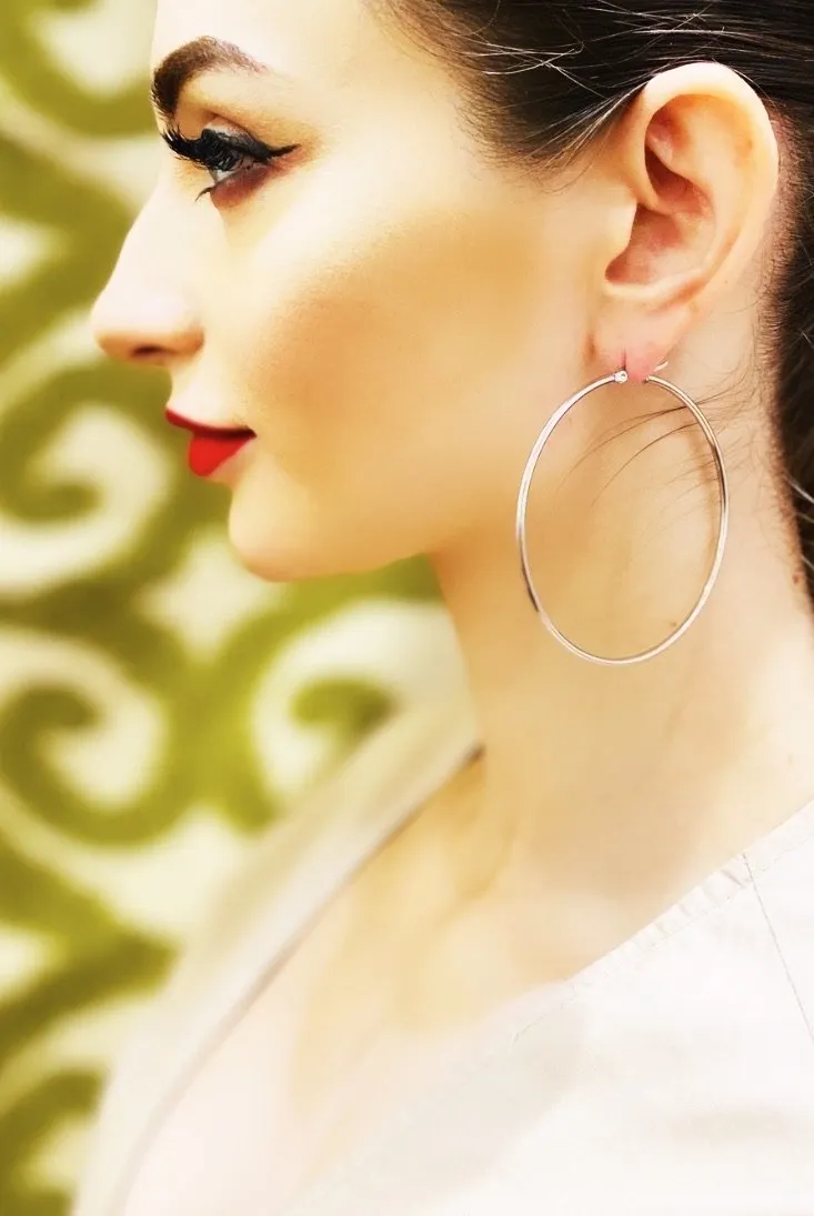The "Machupa" Simple Hoop Earrings