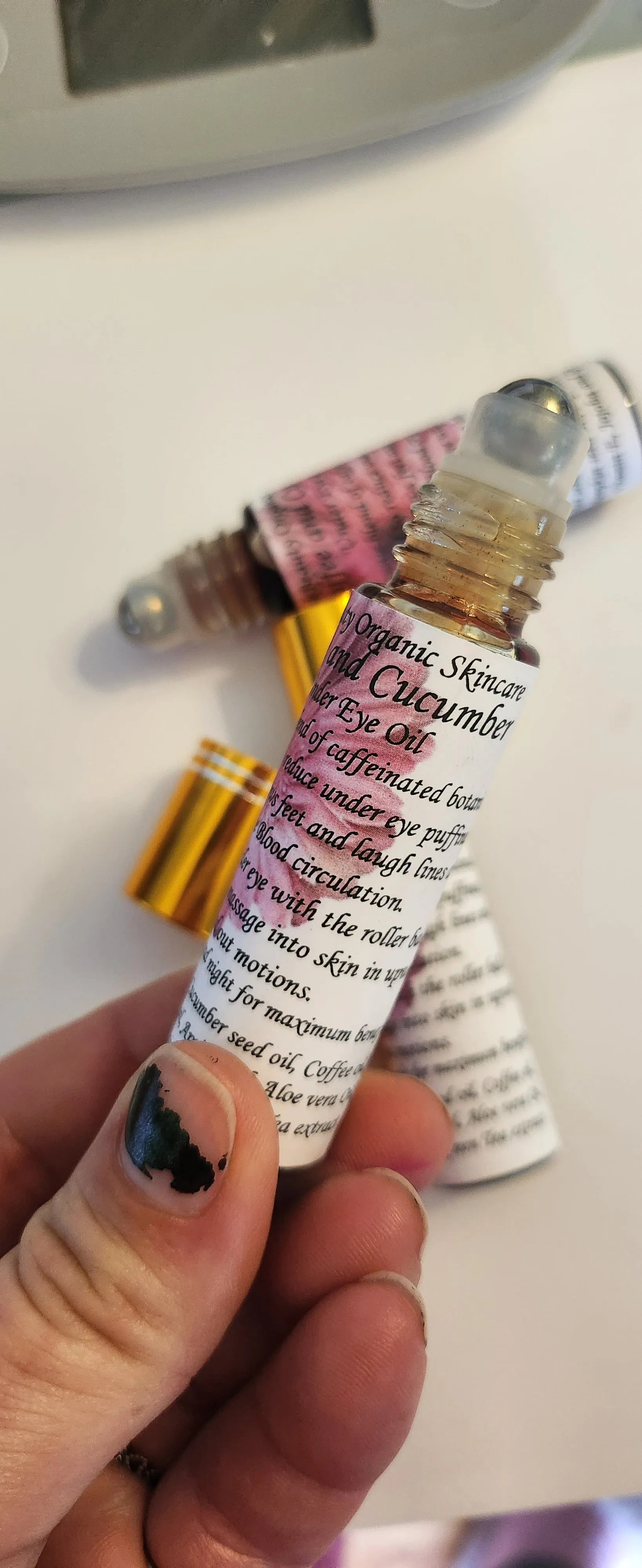 Under Eye Oil Roller, Coffee and Cucumber