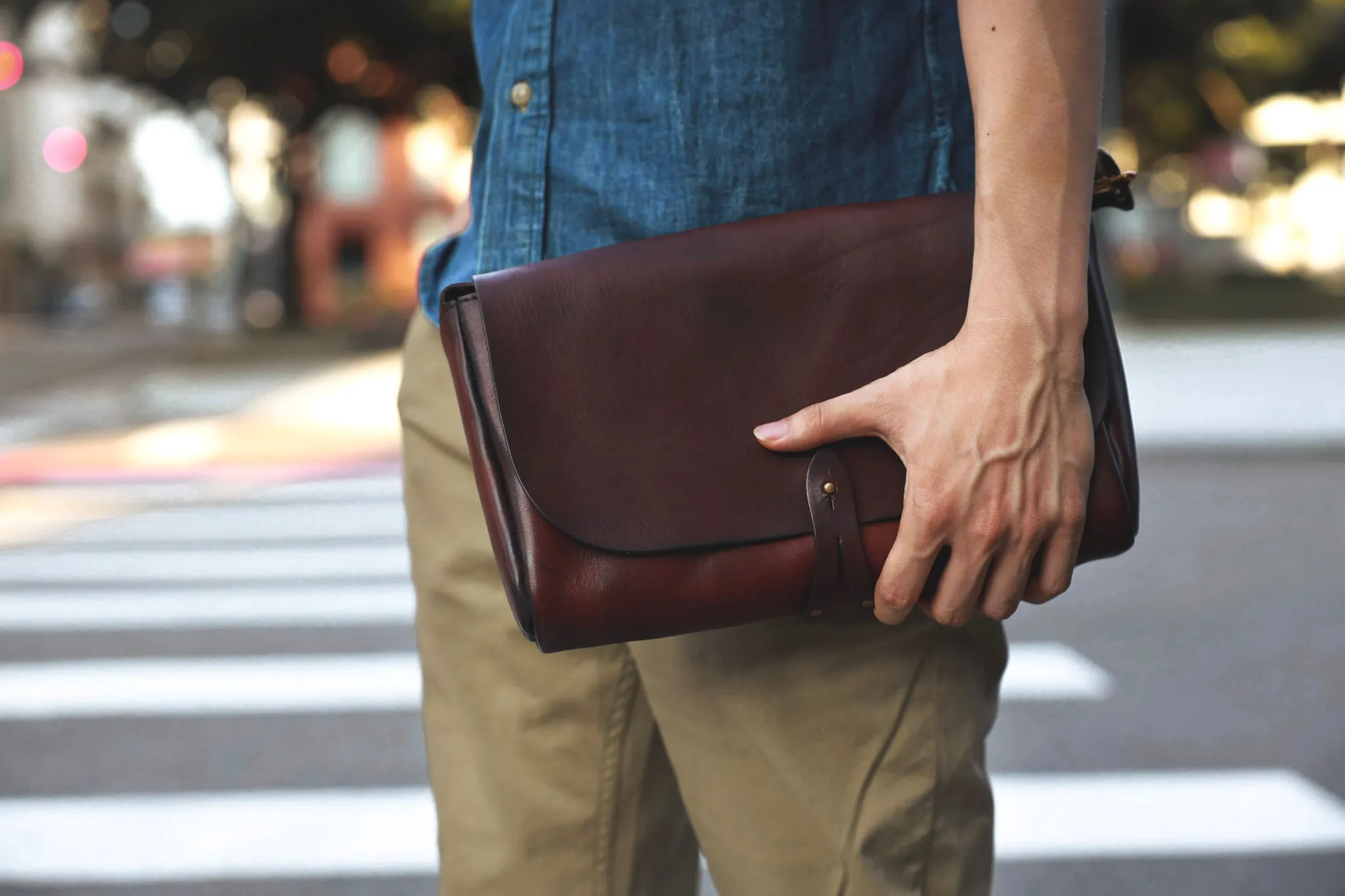【VASCO】肩背手拿後背三用皮革包／三色／LEATHER 3WAY CLUTCH BAG
