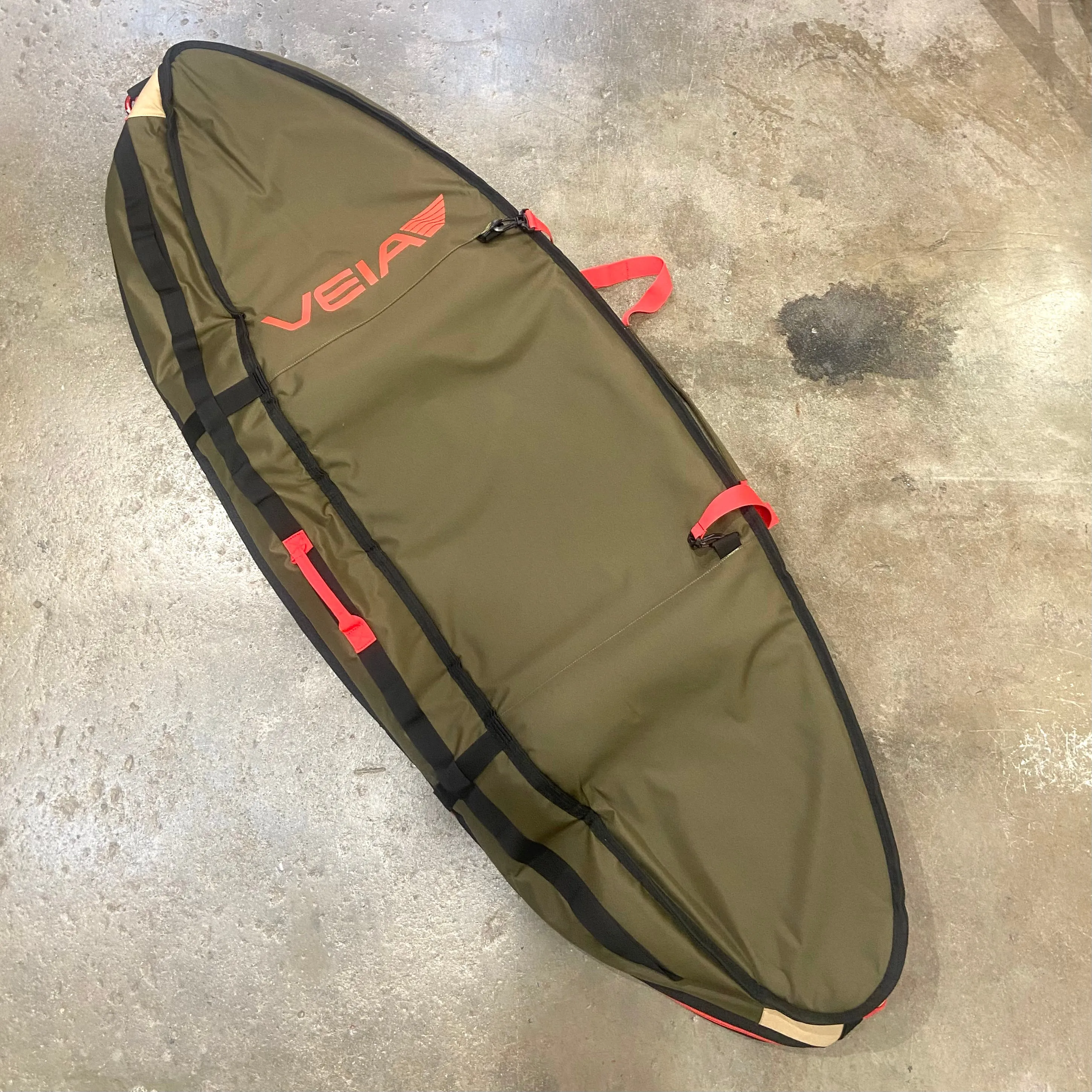 VEIA    2/3  JOHN JOHN FLORENCE CONVERTIBLE TRAVEL BAG