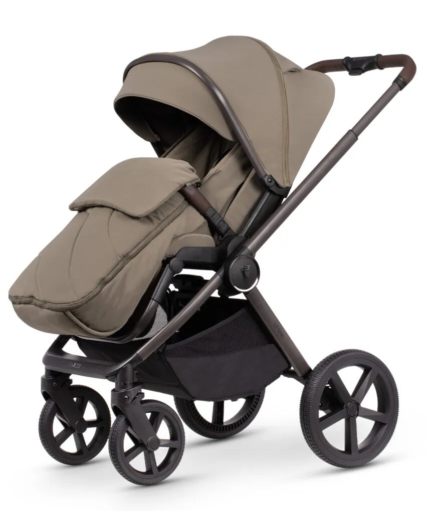 Venicci Upline Special Edition Pram 3 in 1   Base - The Complete Travel System Bundle