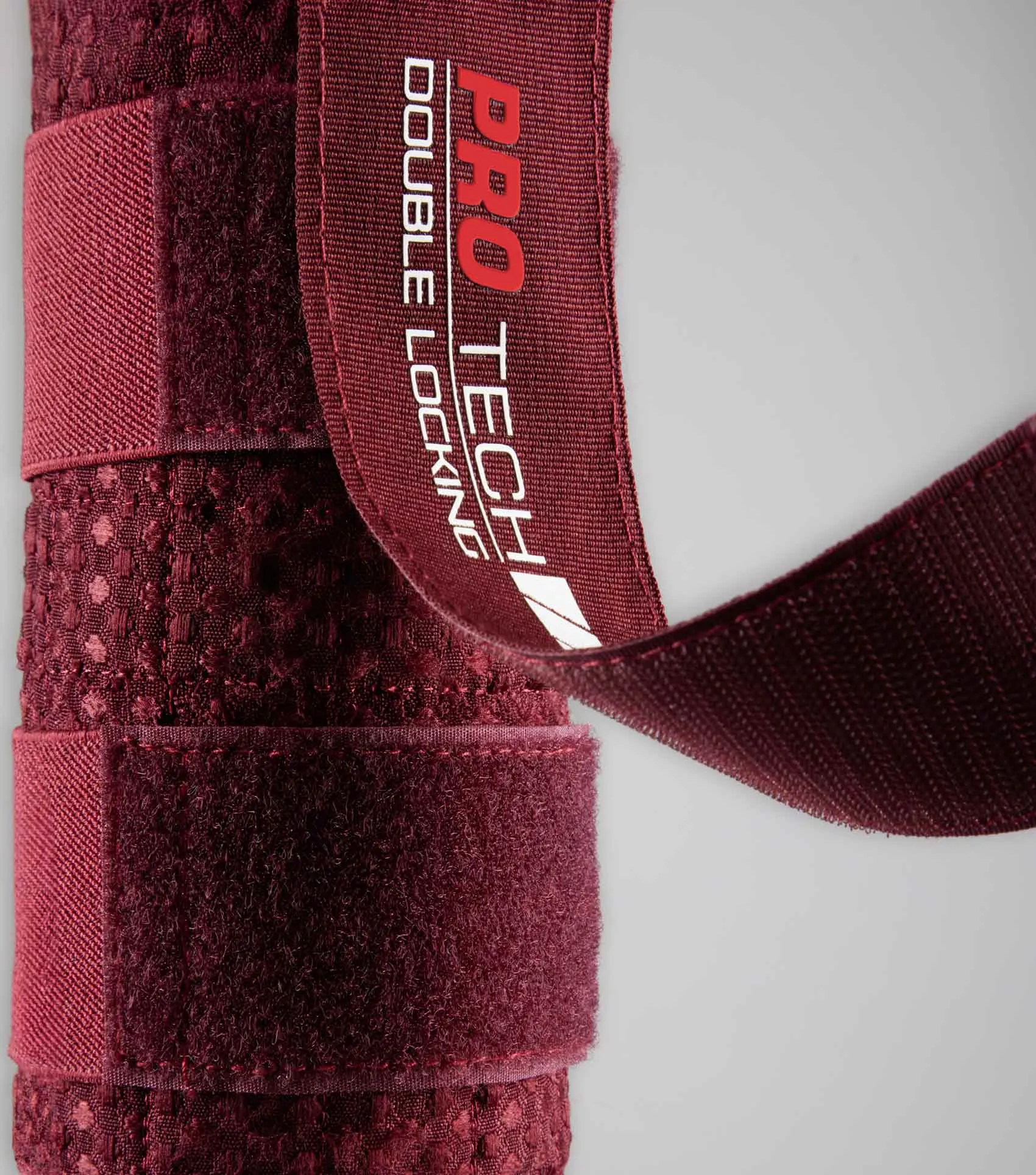 Waffle Quilted Double Locking Tail Guard Burgundy