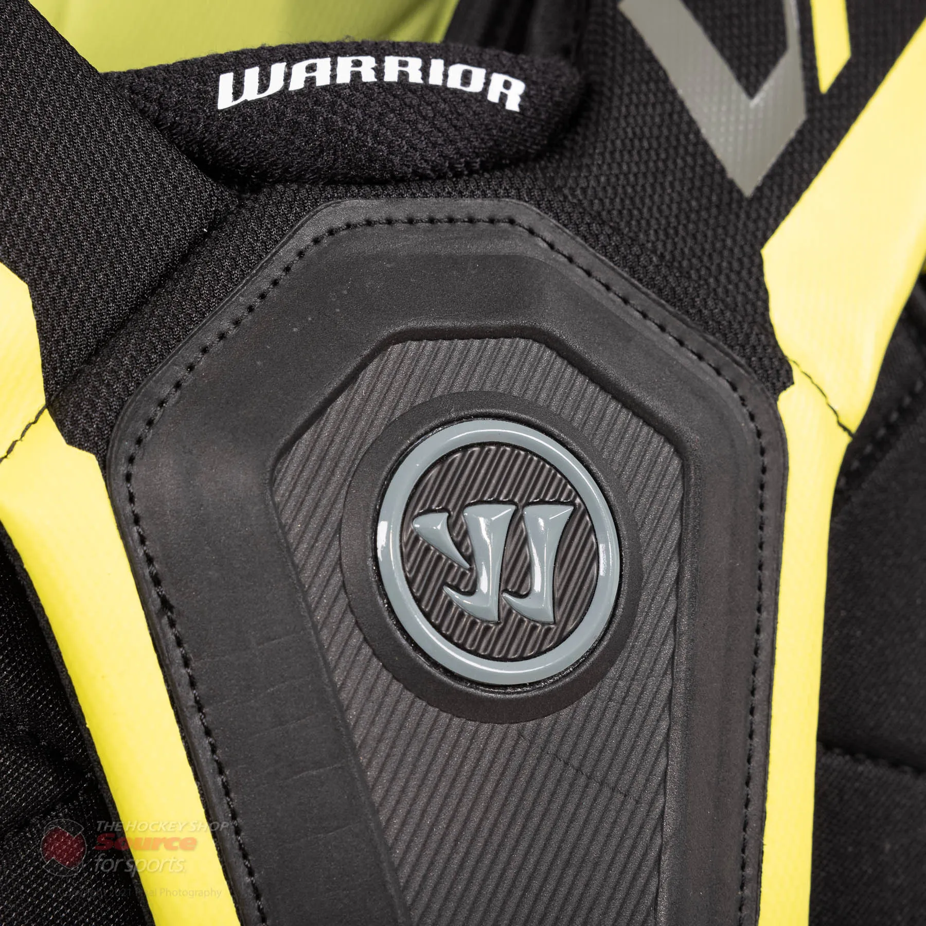 Warrior Alpha LX 30 Junior Hockey Shoulder Pads