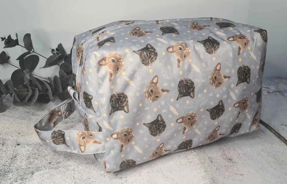 Waterproof Pod Wet Bags – Perfect for Swimming Lessons, Messy Clothes, and Reusable Nappies!