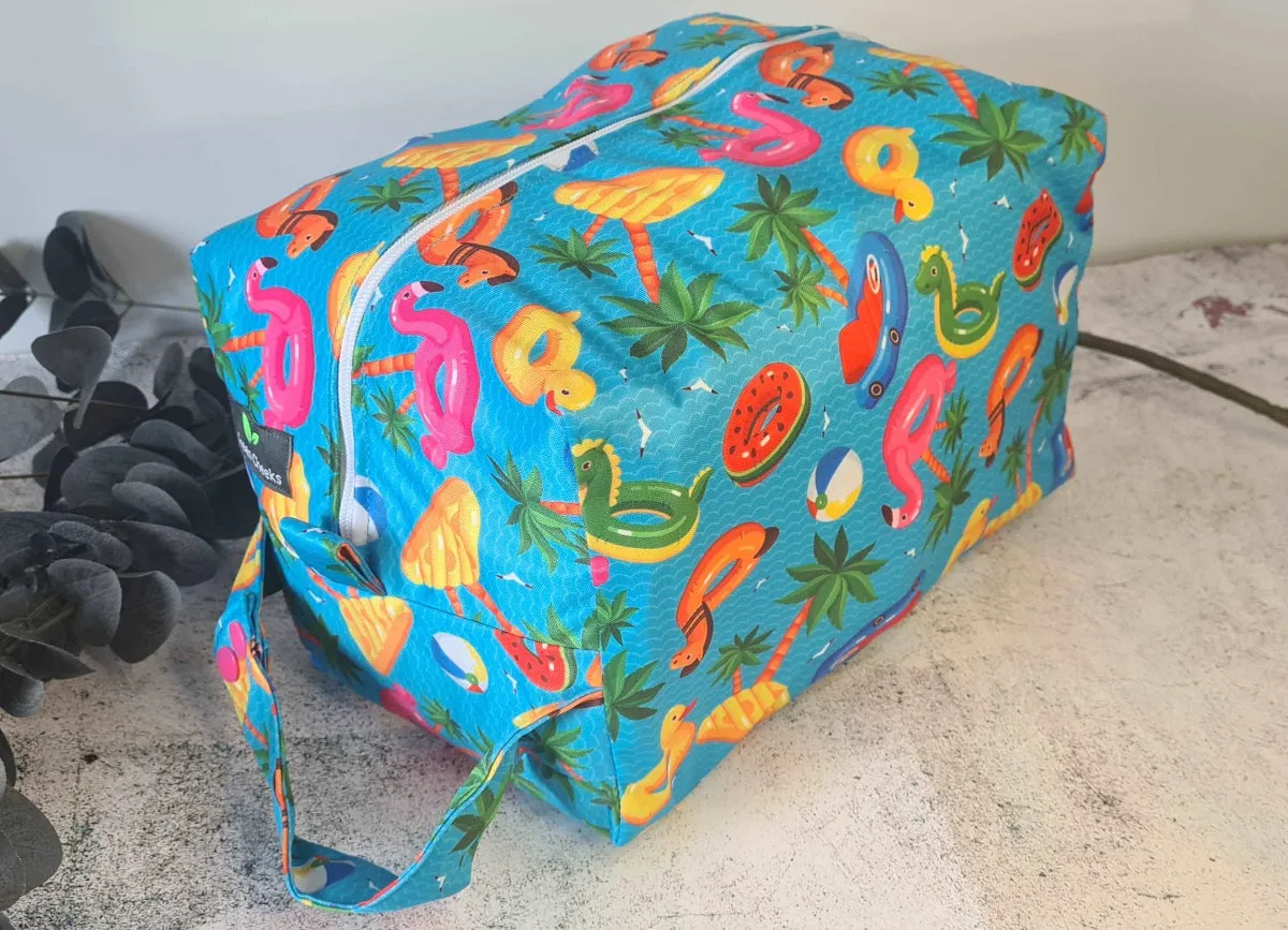 Waterproof Pod Wet Bags – Perfect for Swimming Lessons, Messy Clothes, and Reusable Nappies!
