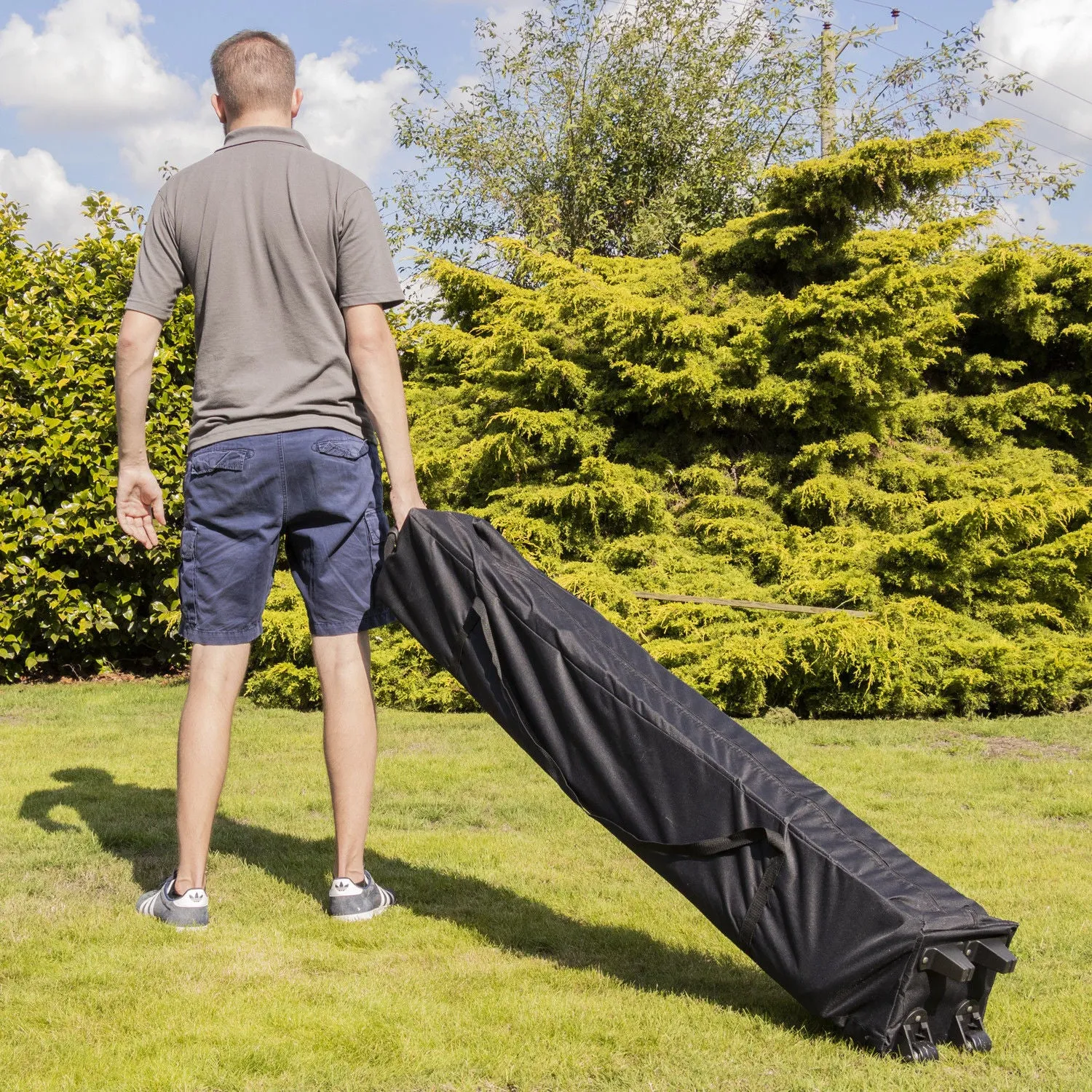 Woodside 2x2m Fully Waterproof, Heavy Duty Pop Up Gazebo   Carry Bag & Sand Bags