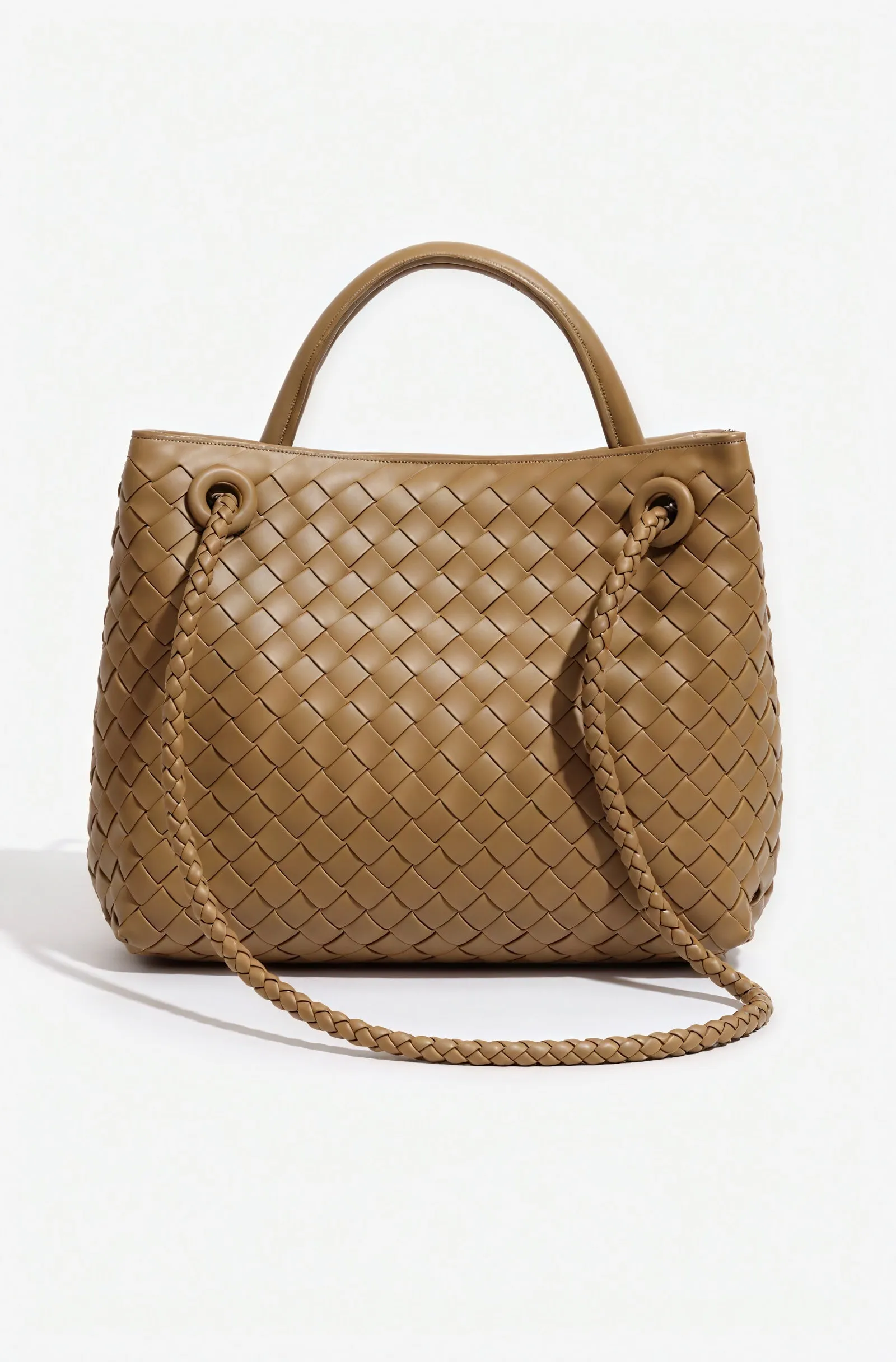 Woven Handbag with Elegant Clasp Detail