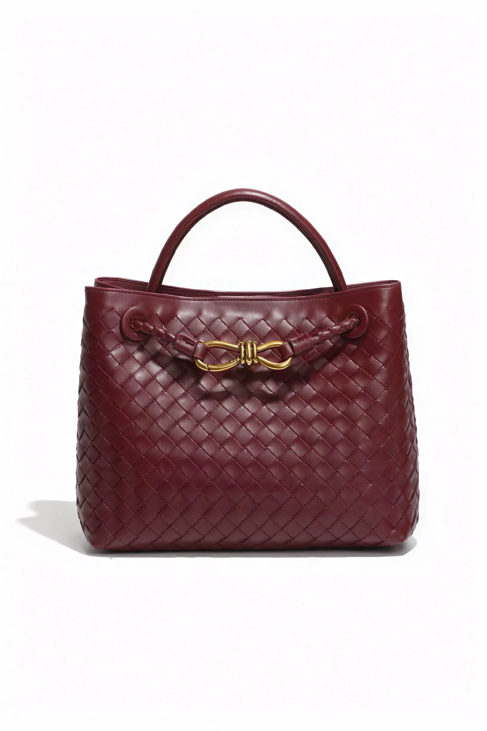 Woven Handbag with Elegant Clasp Detail