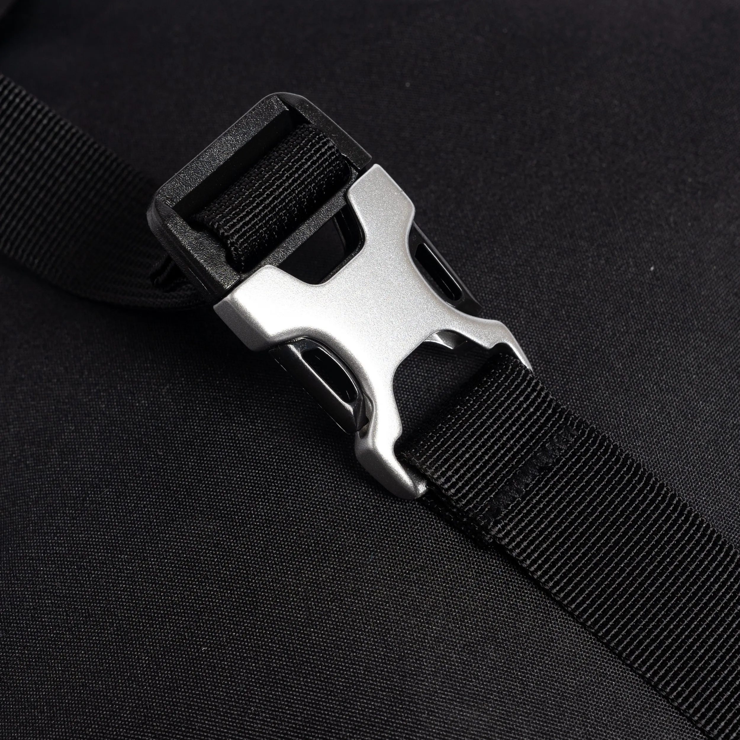 WP Cordura 305D Sacoshe Black 141603-10